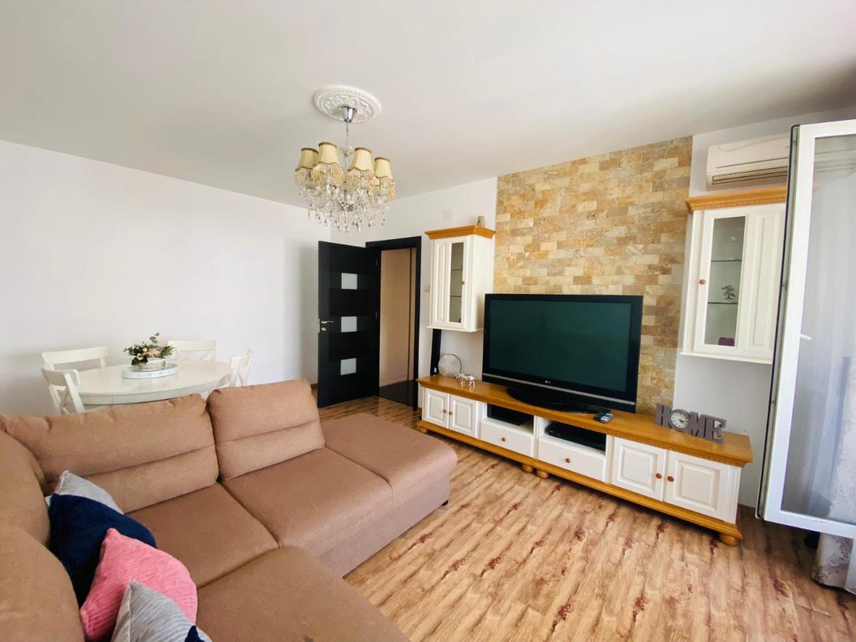 Apartament Naty Appartement Boekarest Buitenkant foto