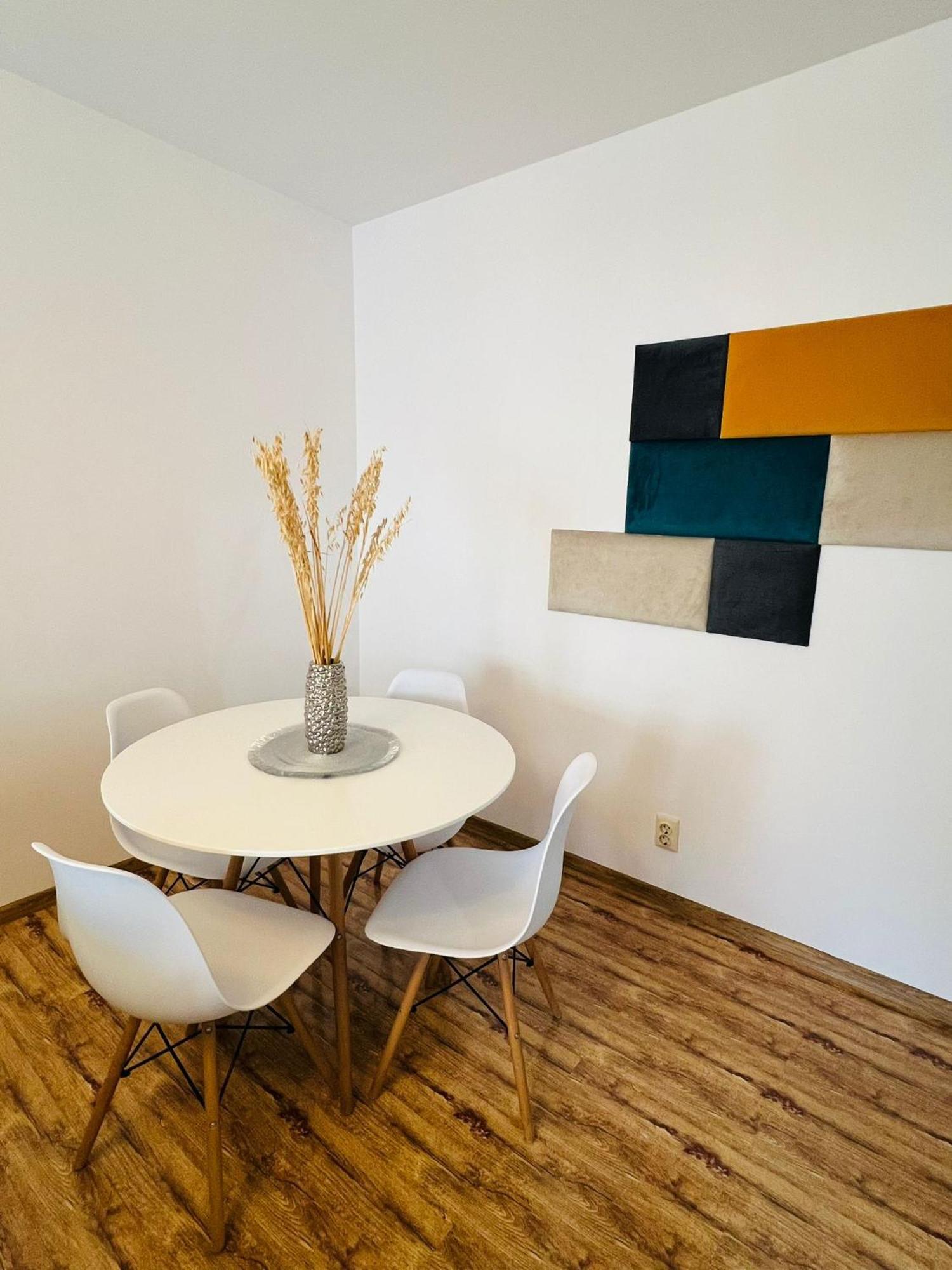 Apartament Naty Appartement Boekarest Buitenkant foto