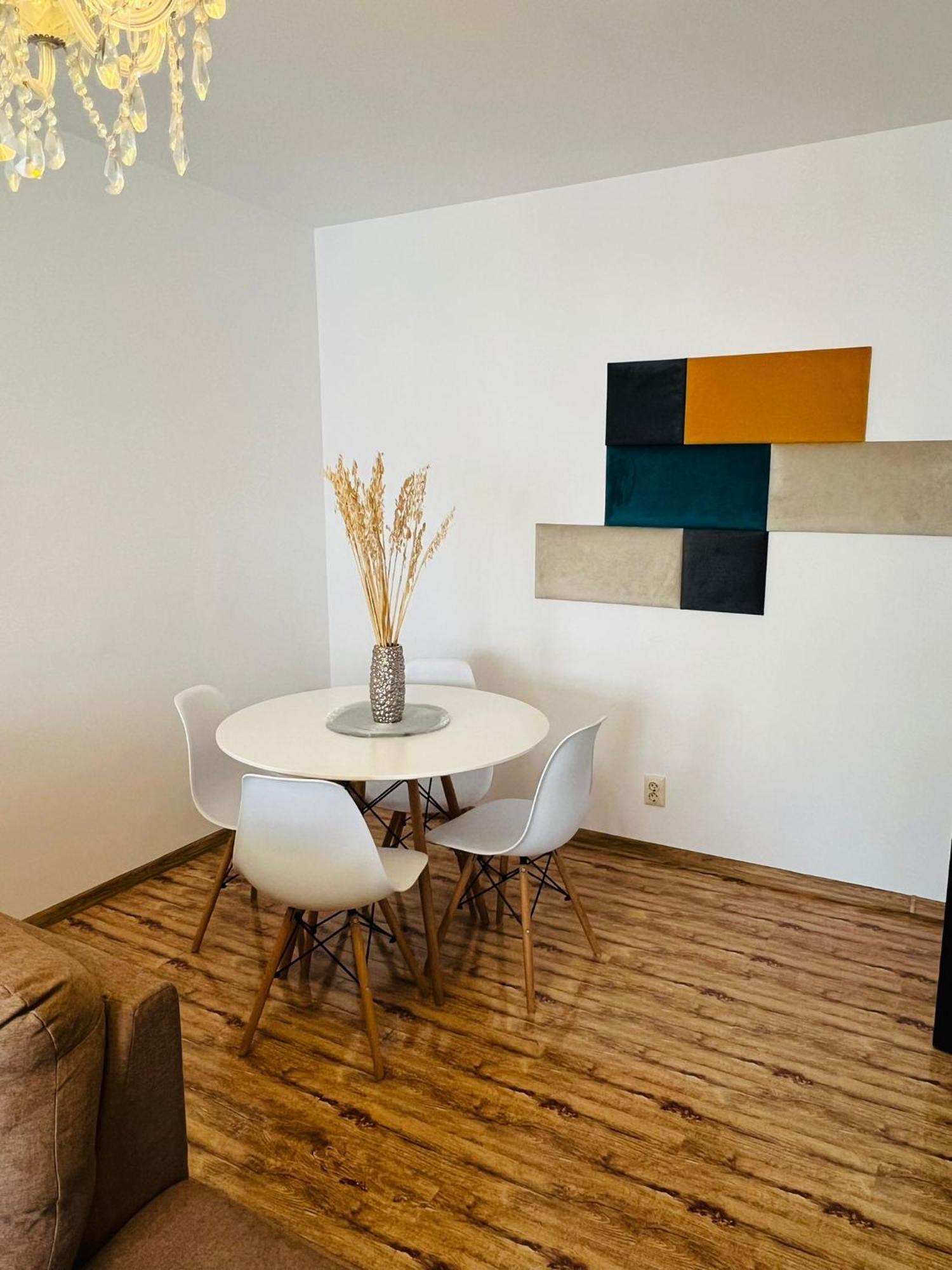 Apartament Naty Appartement Boekarest Buitenkant foto